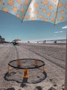 Spikeball game set